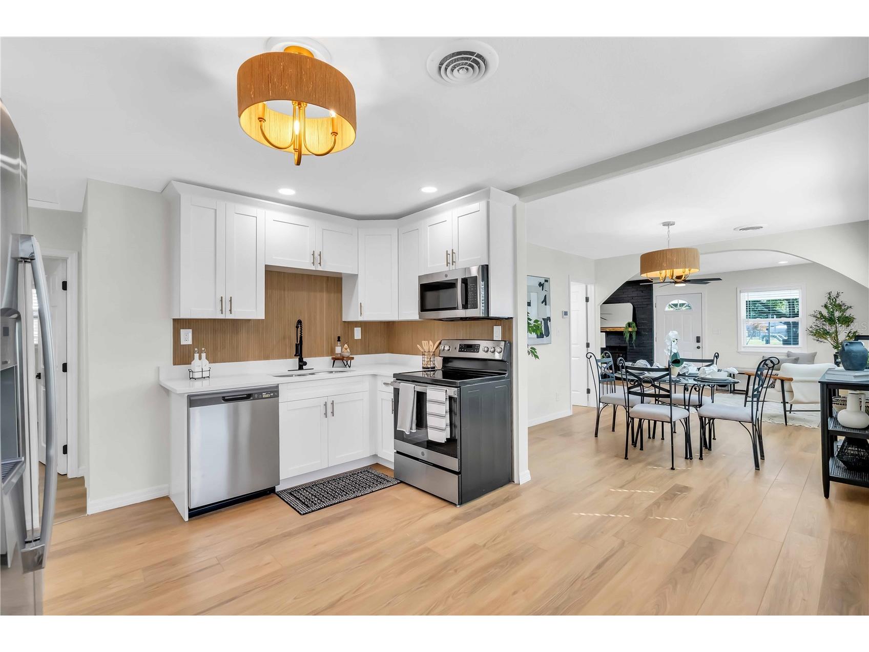 1234 29th Street N Saint Petersburg FL 33713 A4697125 image18