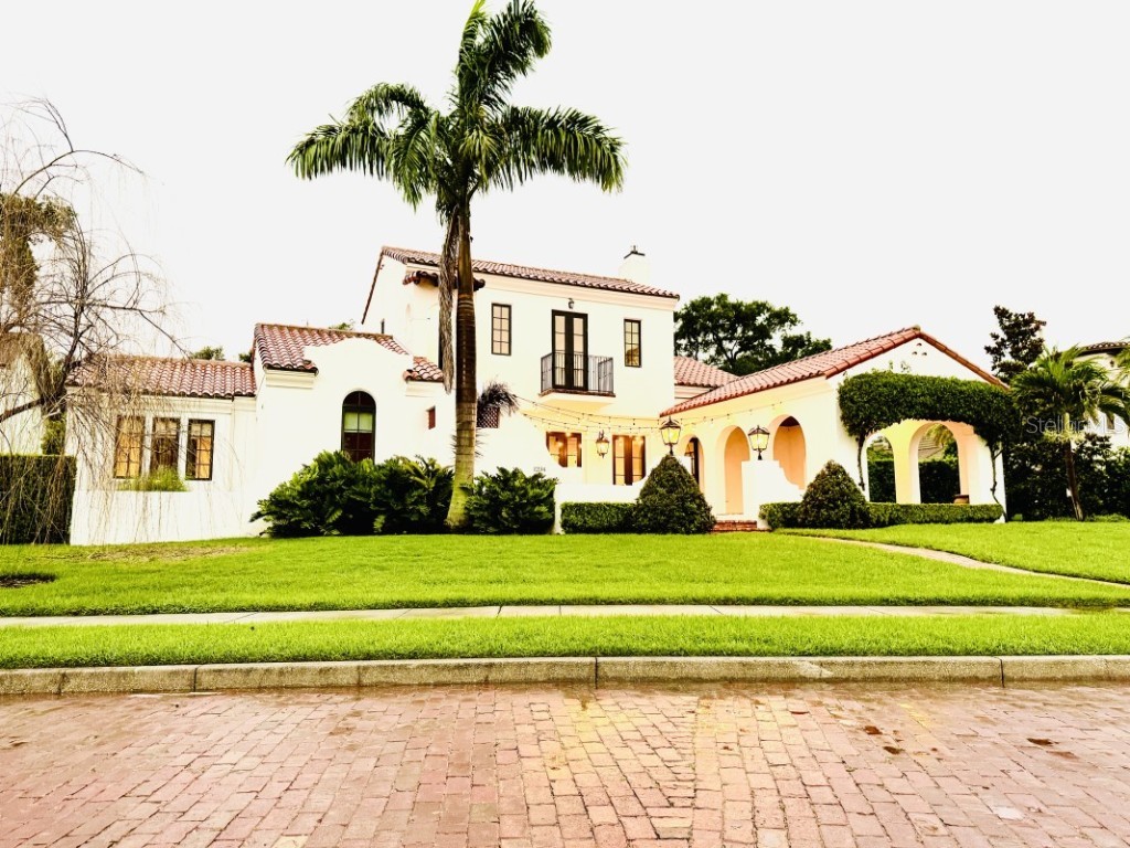 1234 W Ivanhoe Boulevard Orlando FL 32804 A4656732 image1