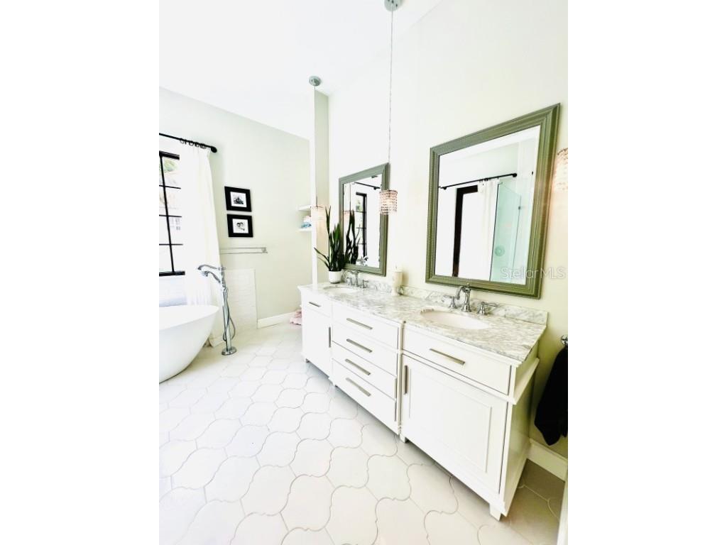 1234 W Ivanhoe Boulevard Orlando FL 32804 A4656732 image32