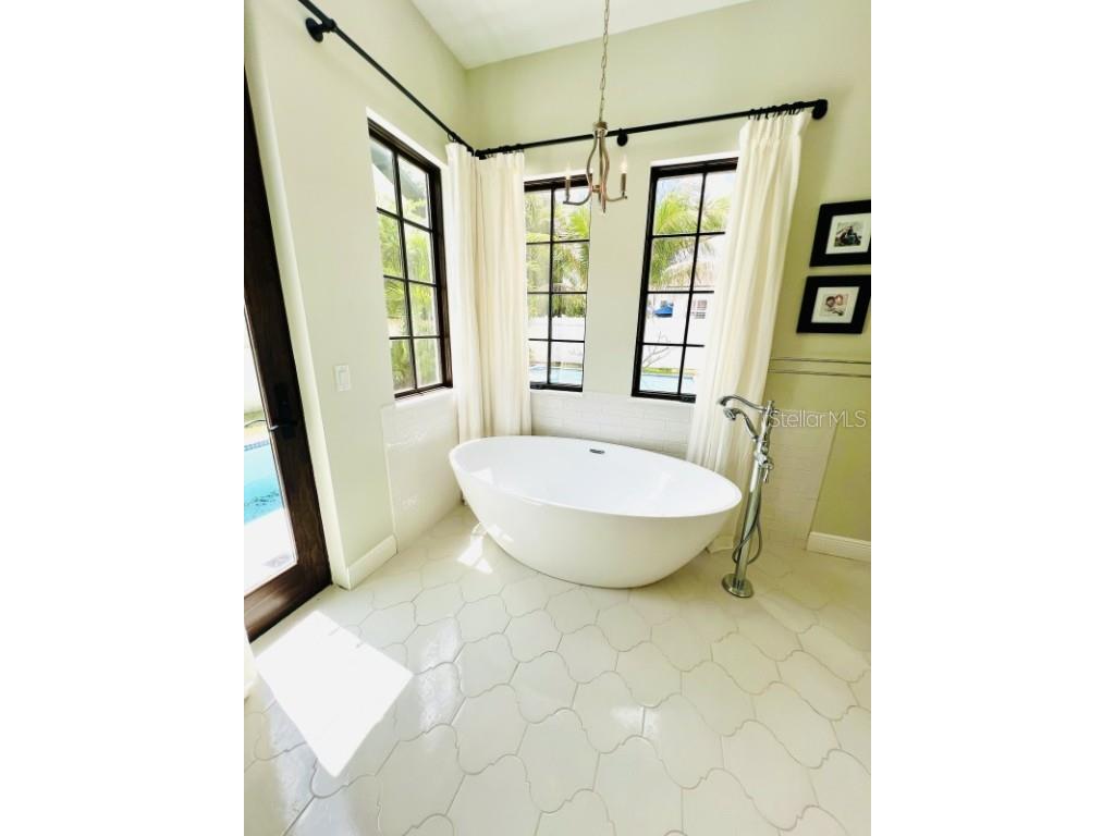 1234 W Ivanhoe Boulevard Orlando FL 32804 A4656732 image34