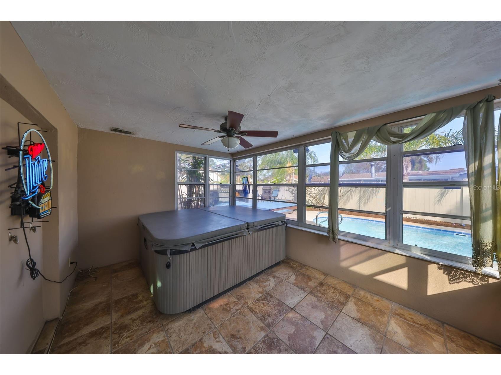 12341 79th Place Seminole FL 33772 TB8469333 image36