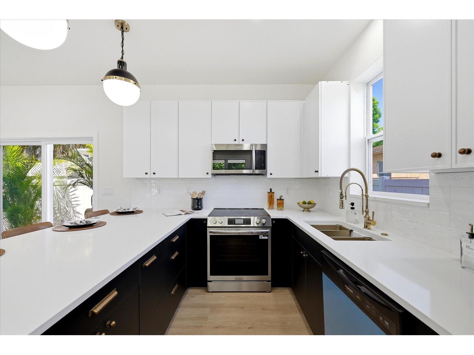 1235 11th Avenue S Saint Petersburg FL 33705 TB8499610 image18