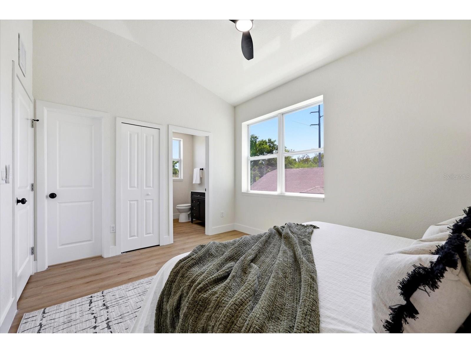 1235 11th Avenue S Saint Petersburg FL 33705 TB8499610 image24