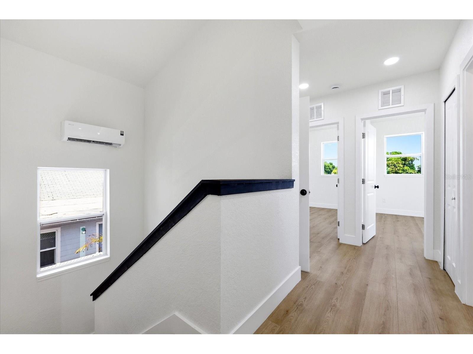 1235 11th Avenue S Saint Petersburg FL 33705 TB8499610 image28