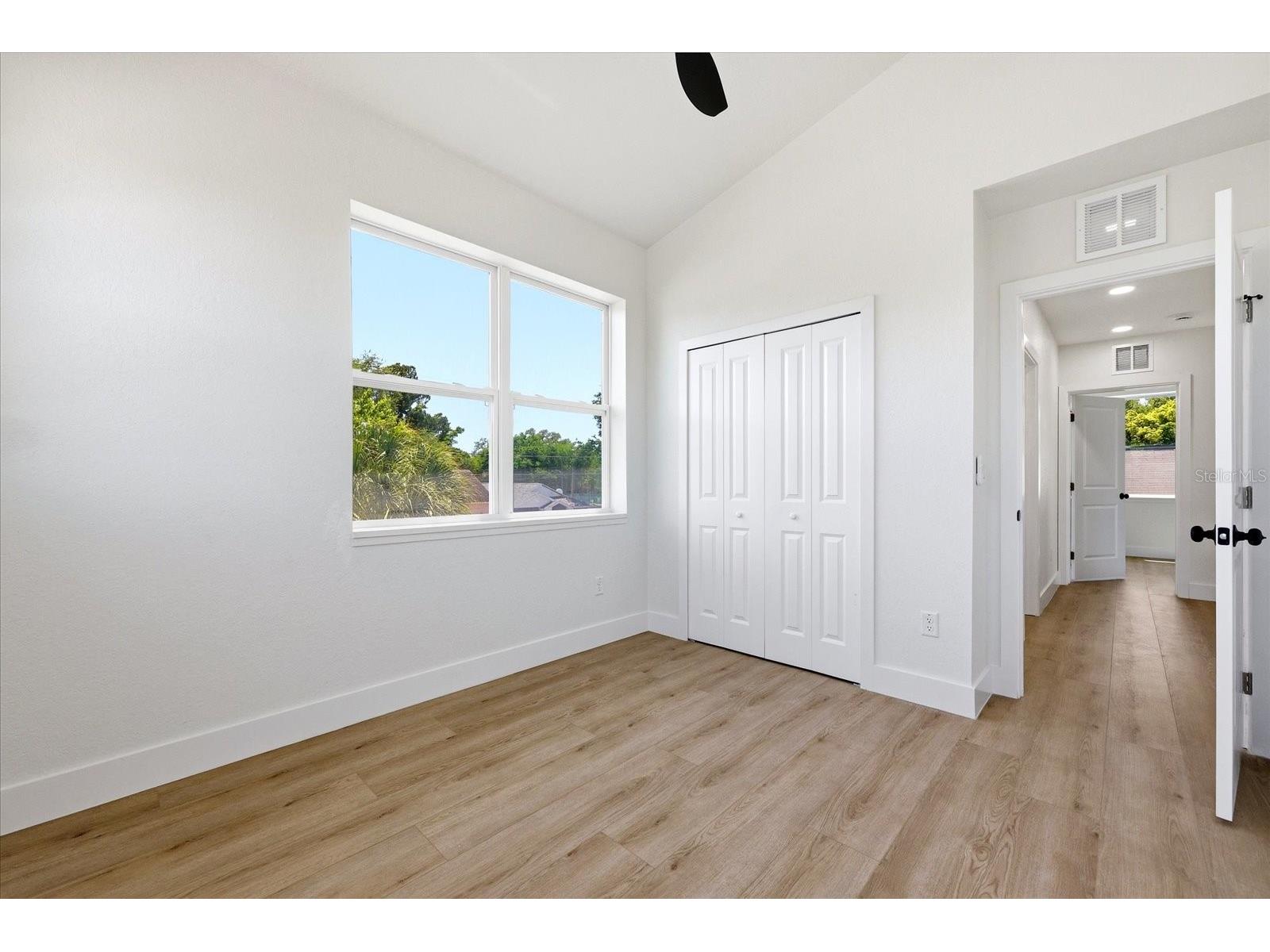 1235 11th Avenue S Saint Petersburg FL 33705 TB8499610 image32