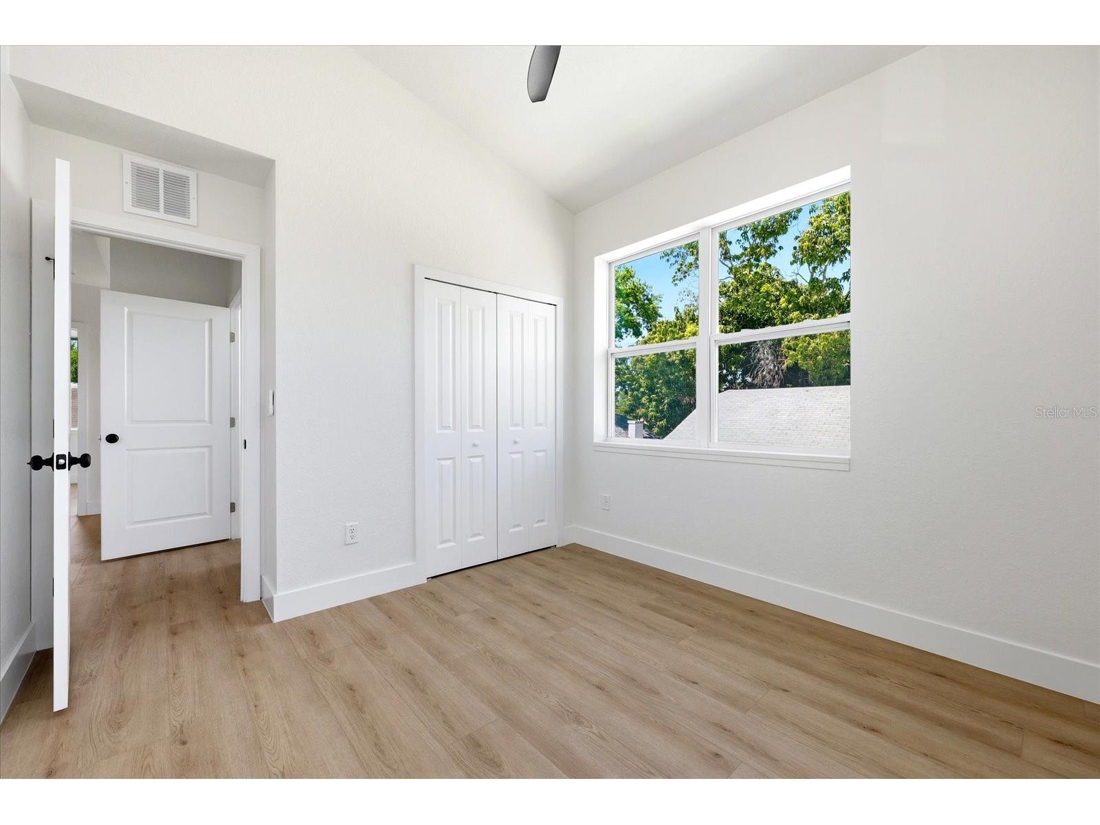 1235 11th Avenue S Saint Petersburg FL 33705 TB8499610 image35