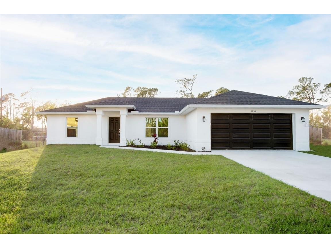 1235 Autumn Street Port Charlotte FL 33980 C7470515 image1
