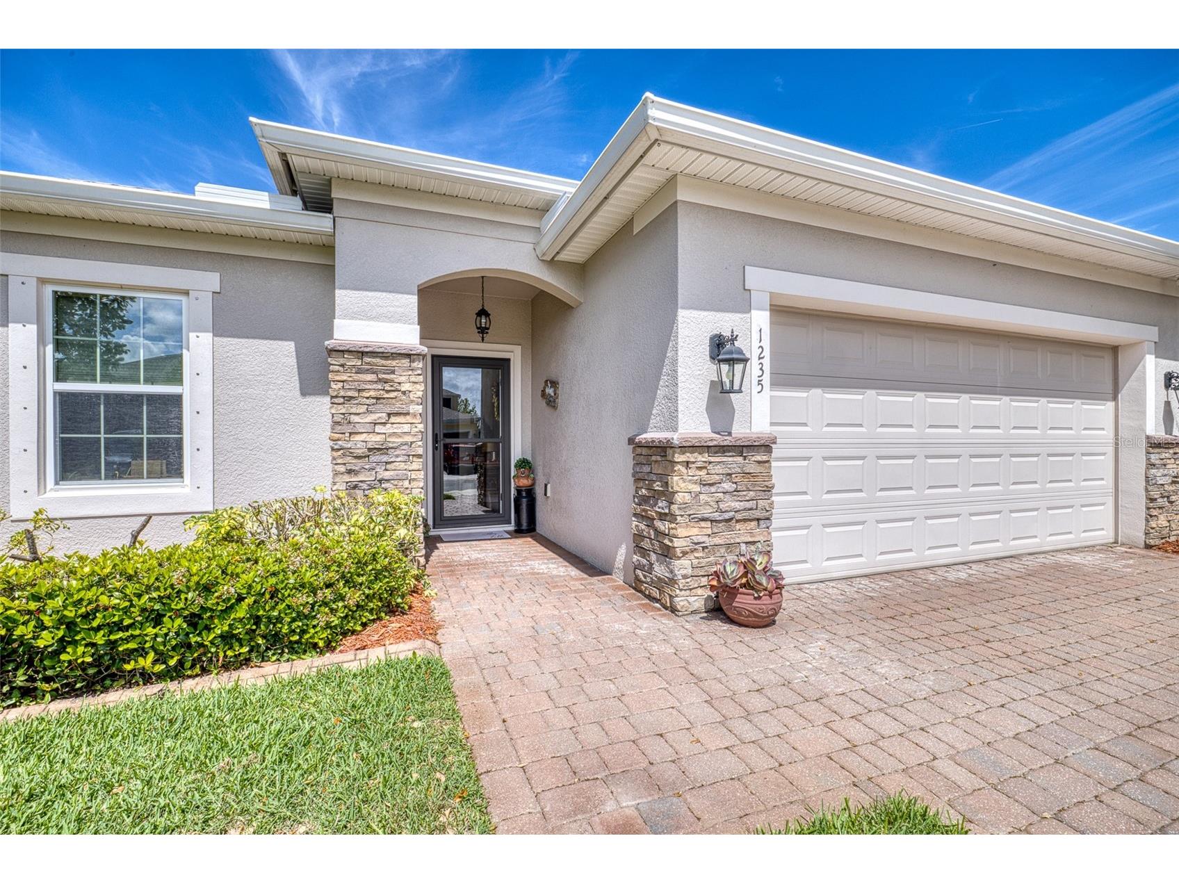1235 Cap Diville Avenue Port Orange FL 32129 V4948754 image2