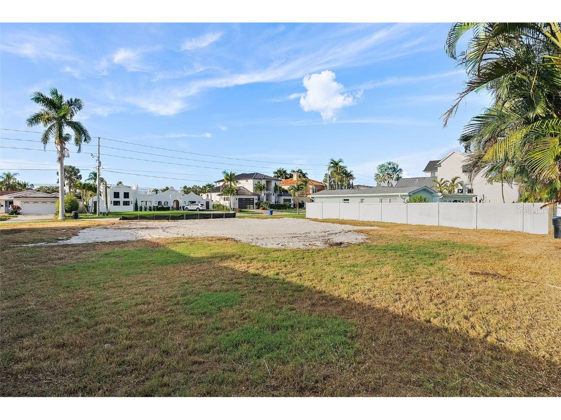 1235 Cordova Boulevard NE Saint Petersburg FL 33704 TB8451787 image4