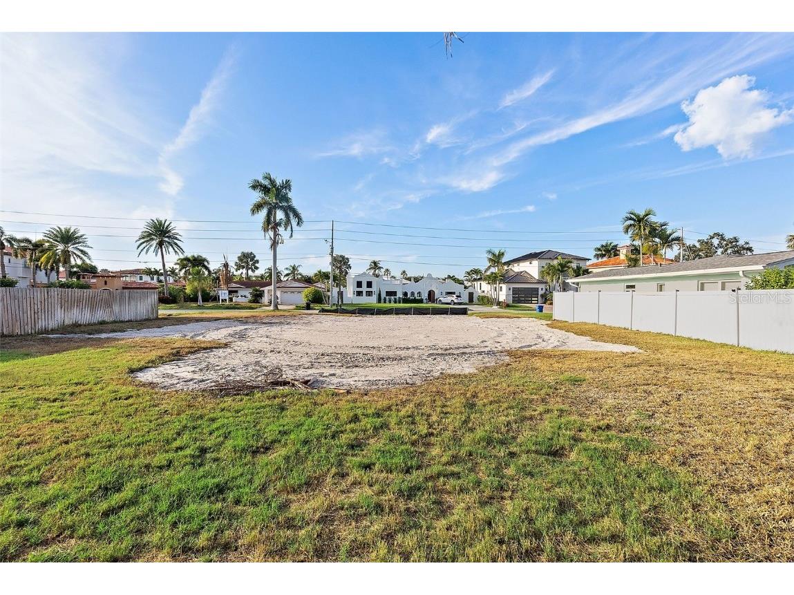 1235 Cordova Boulevard NE Saint Petersburg FL 33704 TB8451787 image5