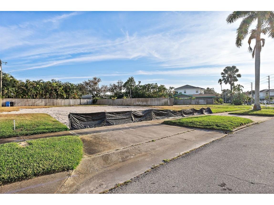 1235 Cordova Boulevard NE Saint Petersburg FL 33704 TB8451787 image7