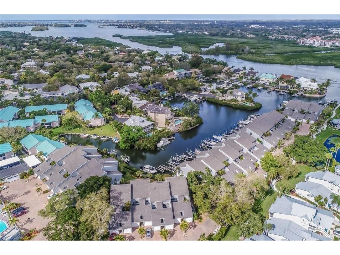 1235 Dockside Place #108 Sarasota FL 34242 A4647763 image1