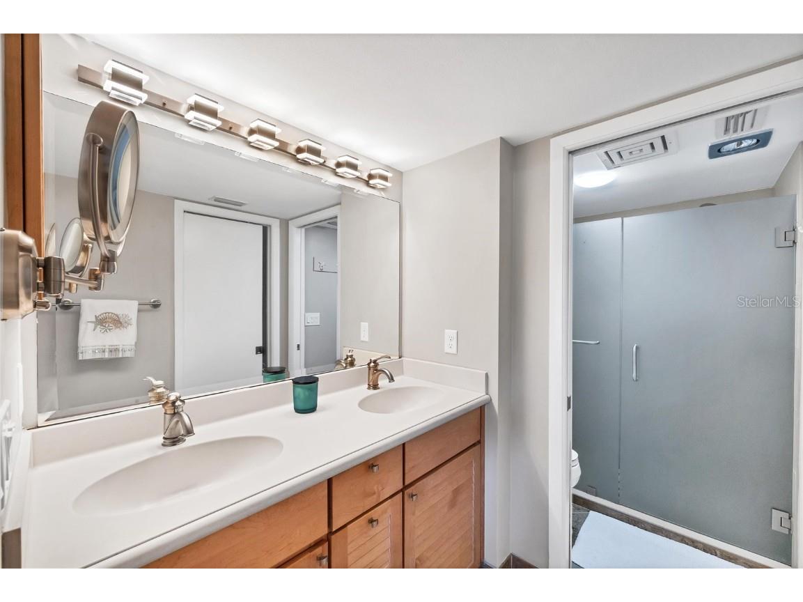 1235 Dockside Place #108 Sarasota FL 34242 A4647763 image12