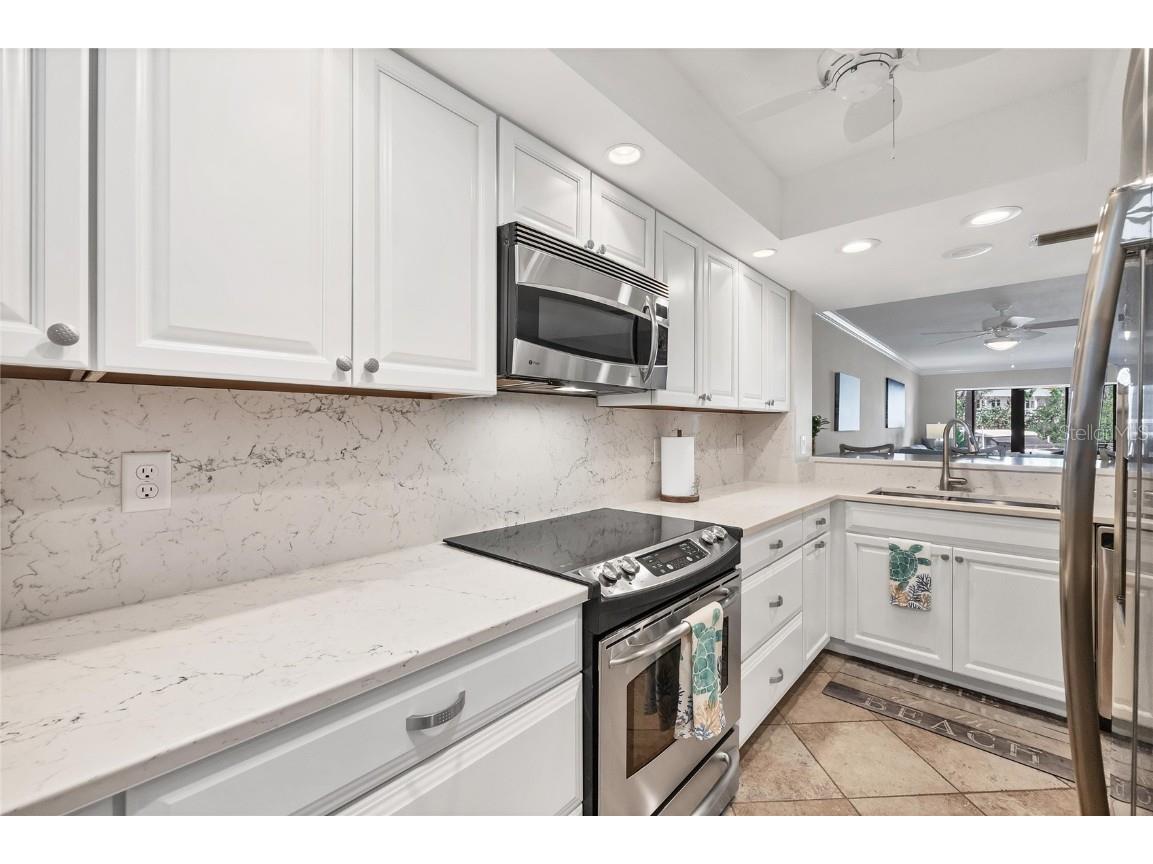 1235 Dockside Place #108 Sarasota FL 34242 A4647763 image6