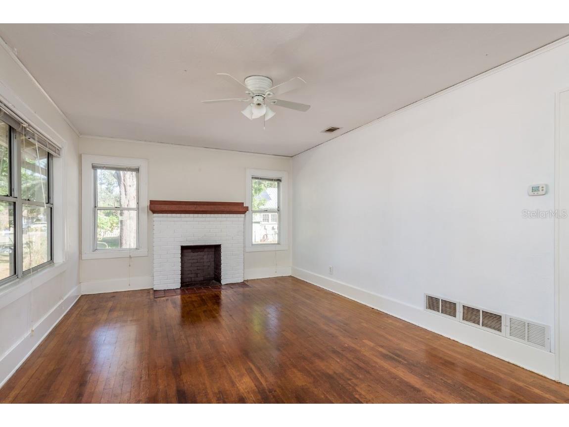 1235 Idlewild Drive Clearwater FL 33755 TB8449750 image3