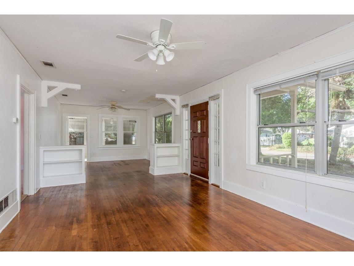 1235 Idlewild Drive Clearwater FL 33755 TB8449750 image4