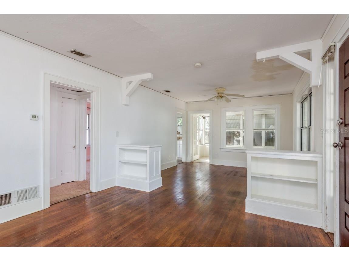 1235 Idlewild Drive Clearwater FL 33755 TB8449750 image5