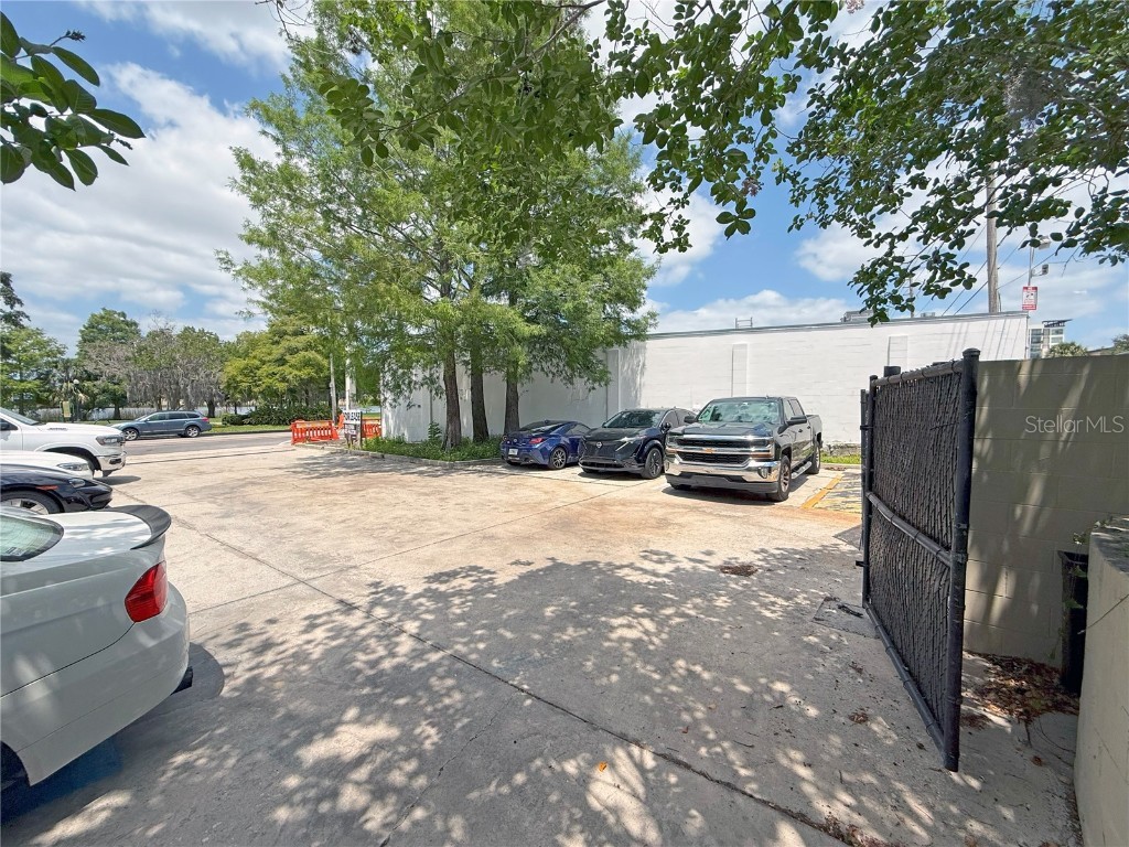 1235 N Orange Avenue Orlando FL 32804 O6344708 image3