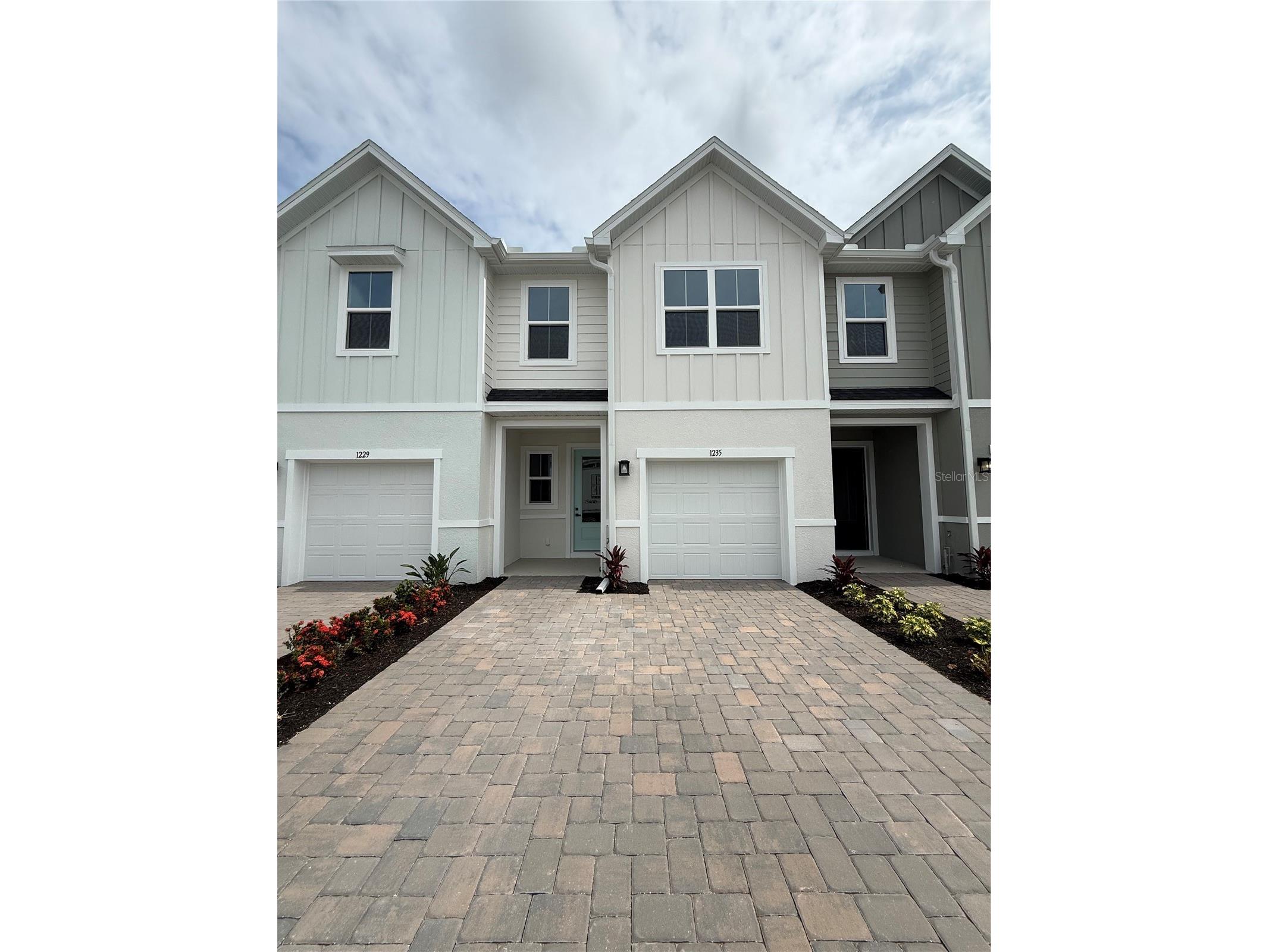 1235 Pineywood Field Drive Davenport FL 33837 W7885336 image1