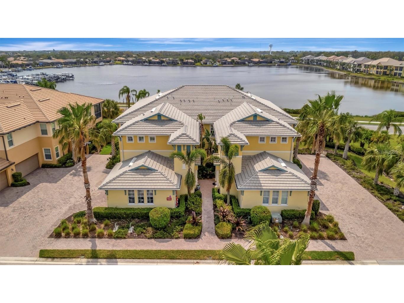 1235 Riverscape Street #1235 Bradenton FL 34208 - MANATEE RIVER A4643994 image1