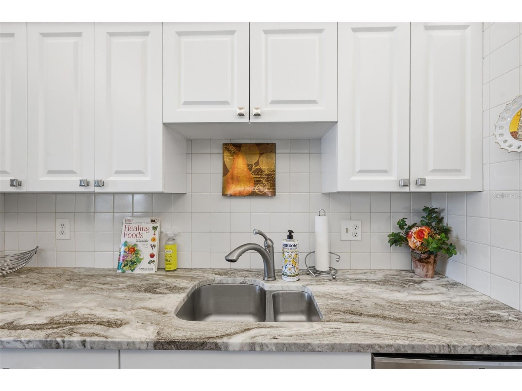 1235 S Highland Avenue #1-207 Clearwater FL 33756 W7882582 image19