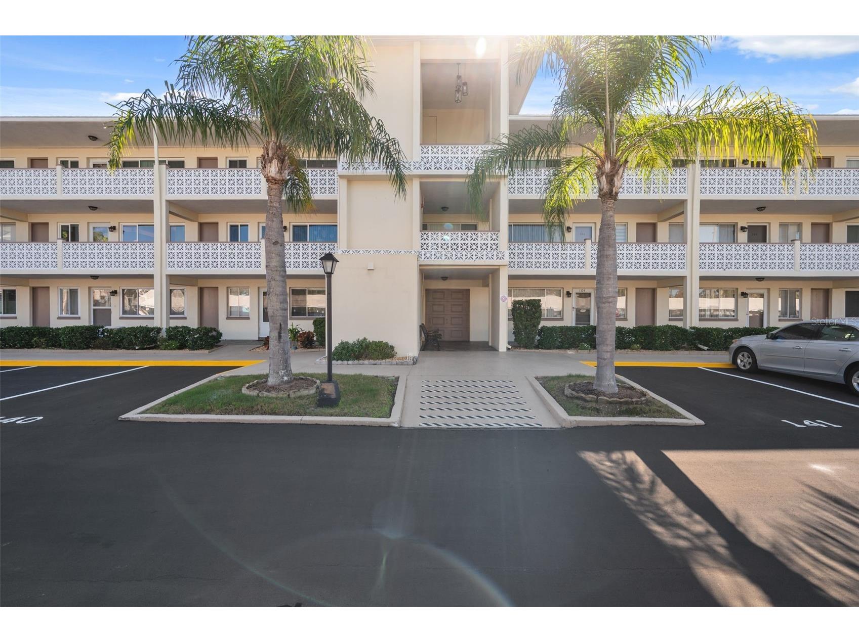 1235 S Highland Avenue #1-207 Clearwater FL 33756 W7882582 image2