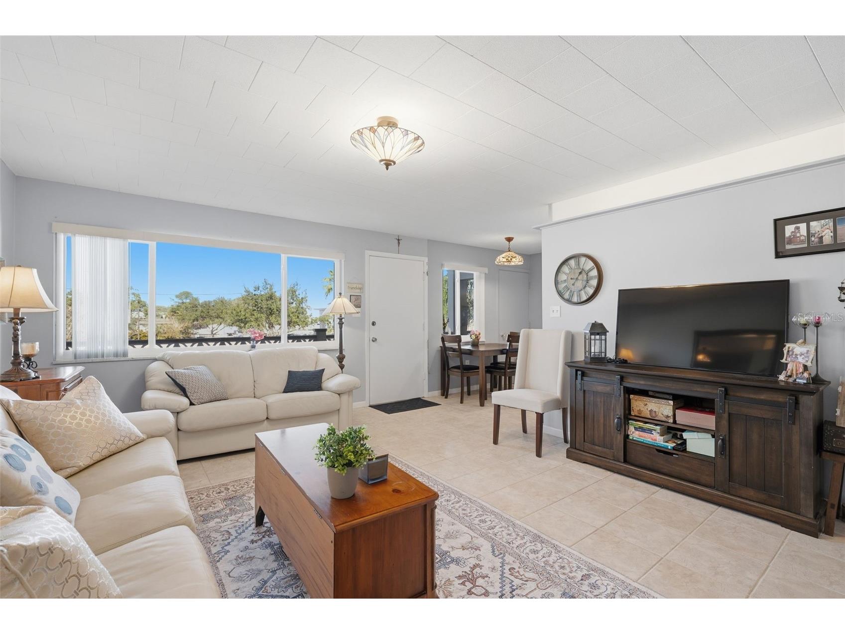 1235 S Highland Avenue #1-207 Clearwater FL 33756 W7882582 image9