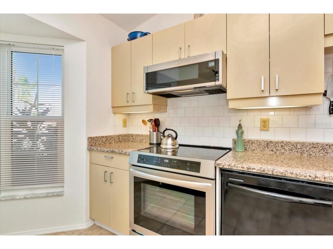 1235 Spoonbill Landings Circle Bradenton FL 34209 A4670797 image9