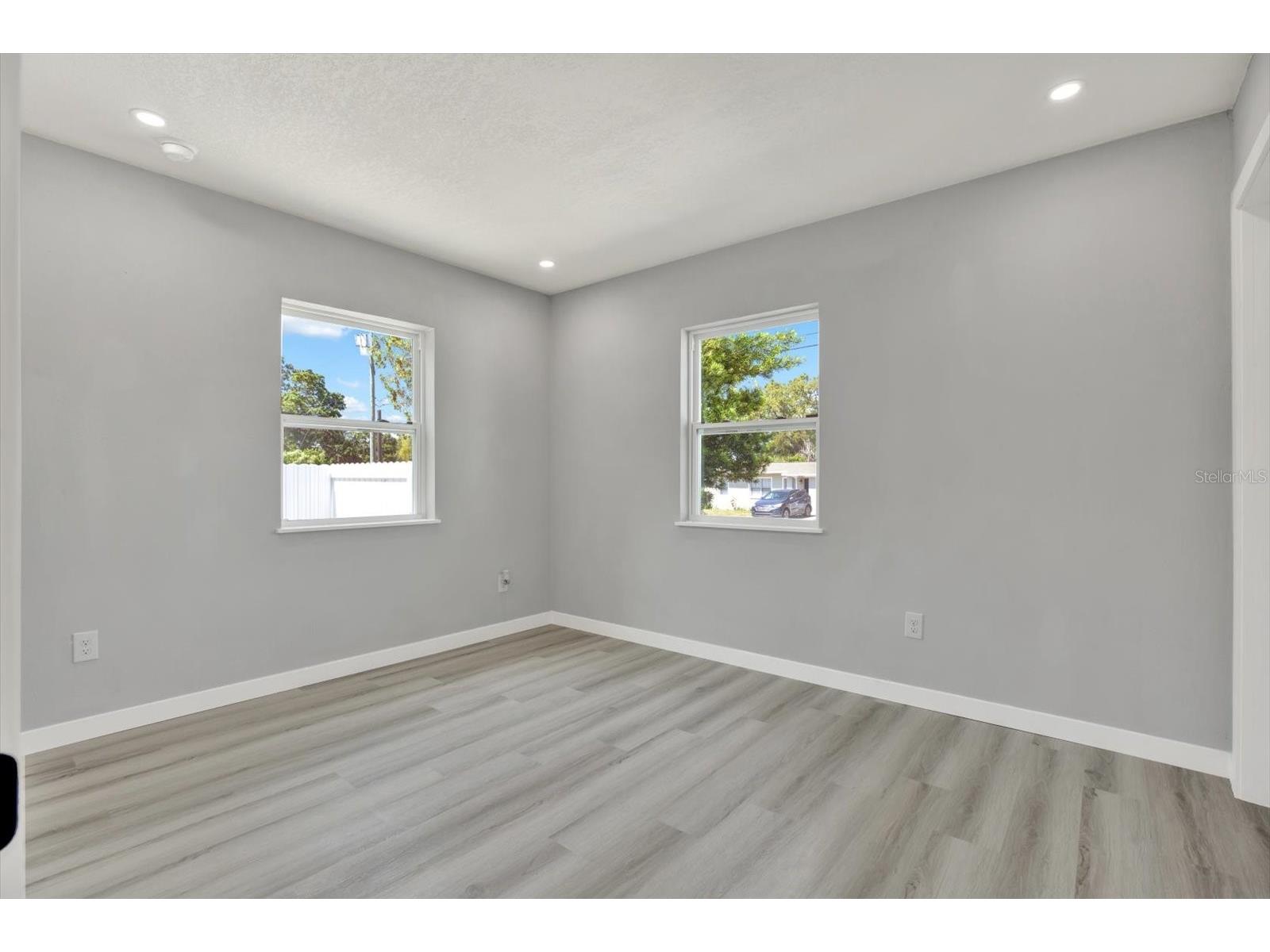 1235 Stockton Drive Clearwater FL 33755 TB8423059 image13