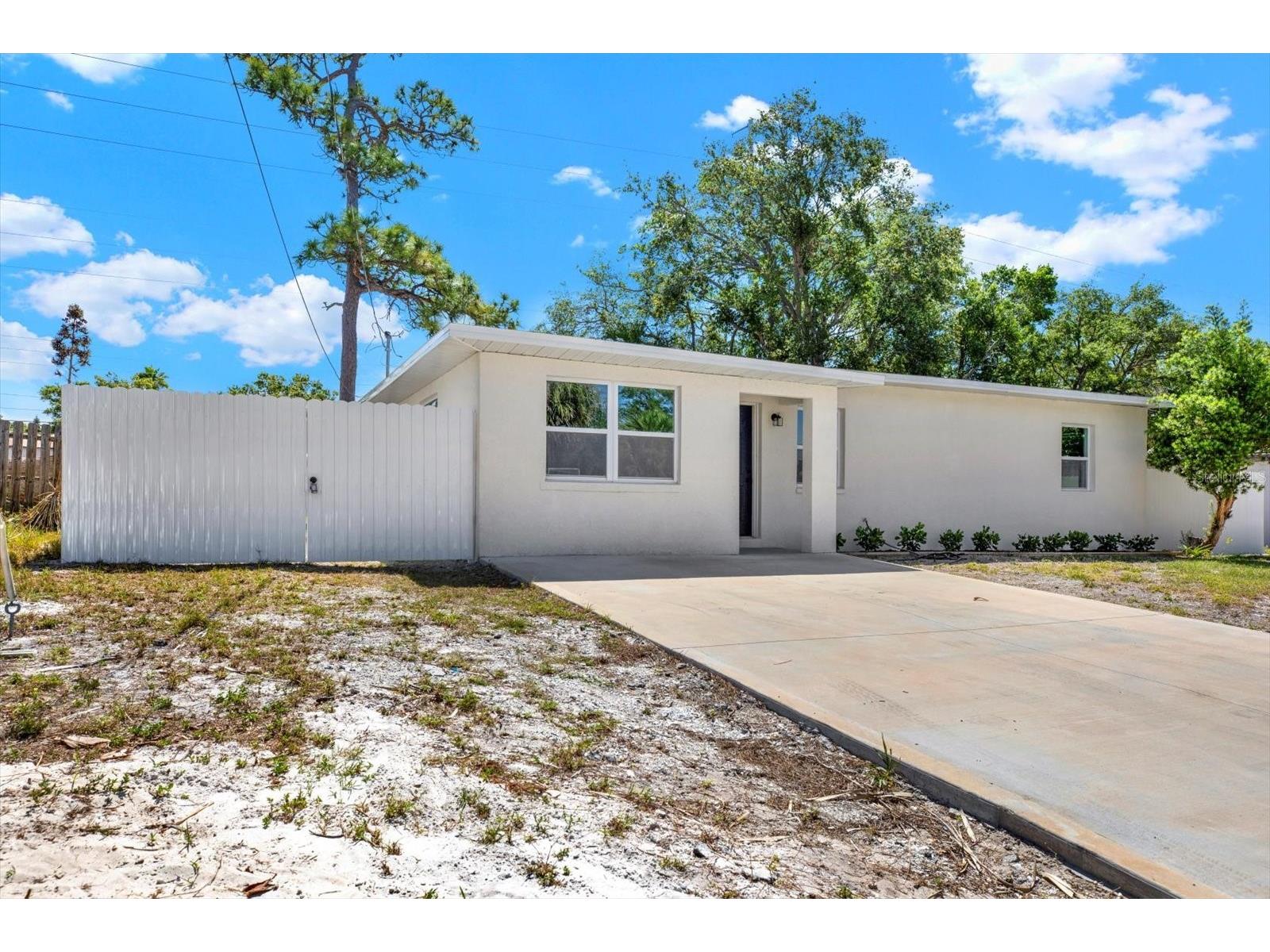 1235 Stockton Drive Clearwater FL 33755 TB8423059 image2