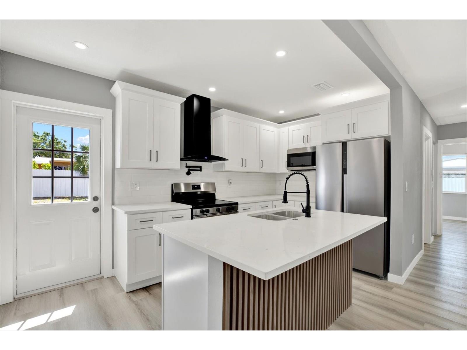 1235 Stockton Drive Clearwater FL 33755 TB8423059 image4