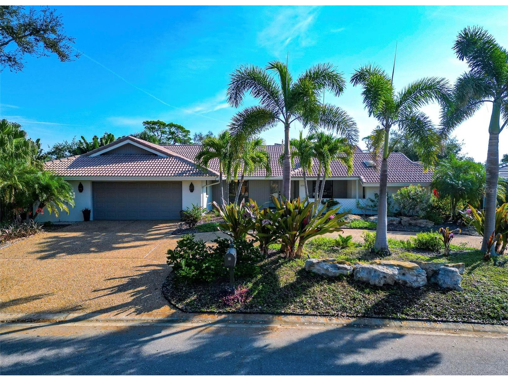 1235 Yacht Harbor Drive Osprey FL 34229 A4673945 image1