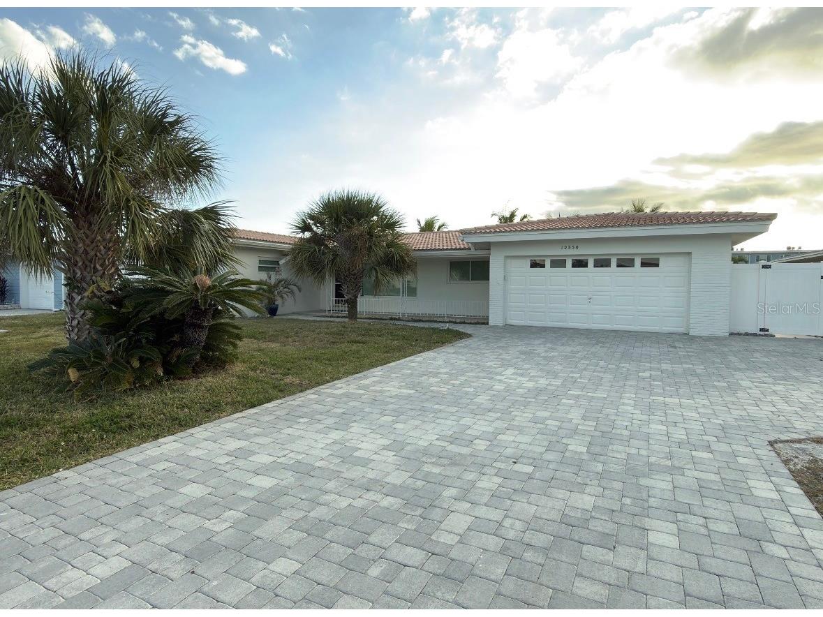 12350 4th Street E Treasure Island FL 33706 TB8477170 image1
