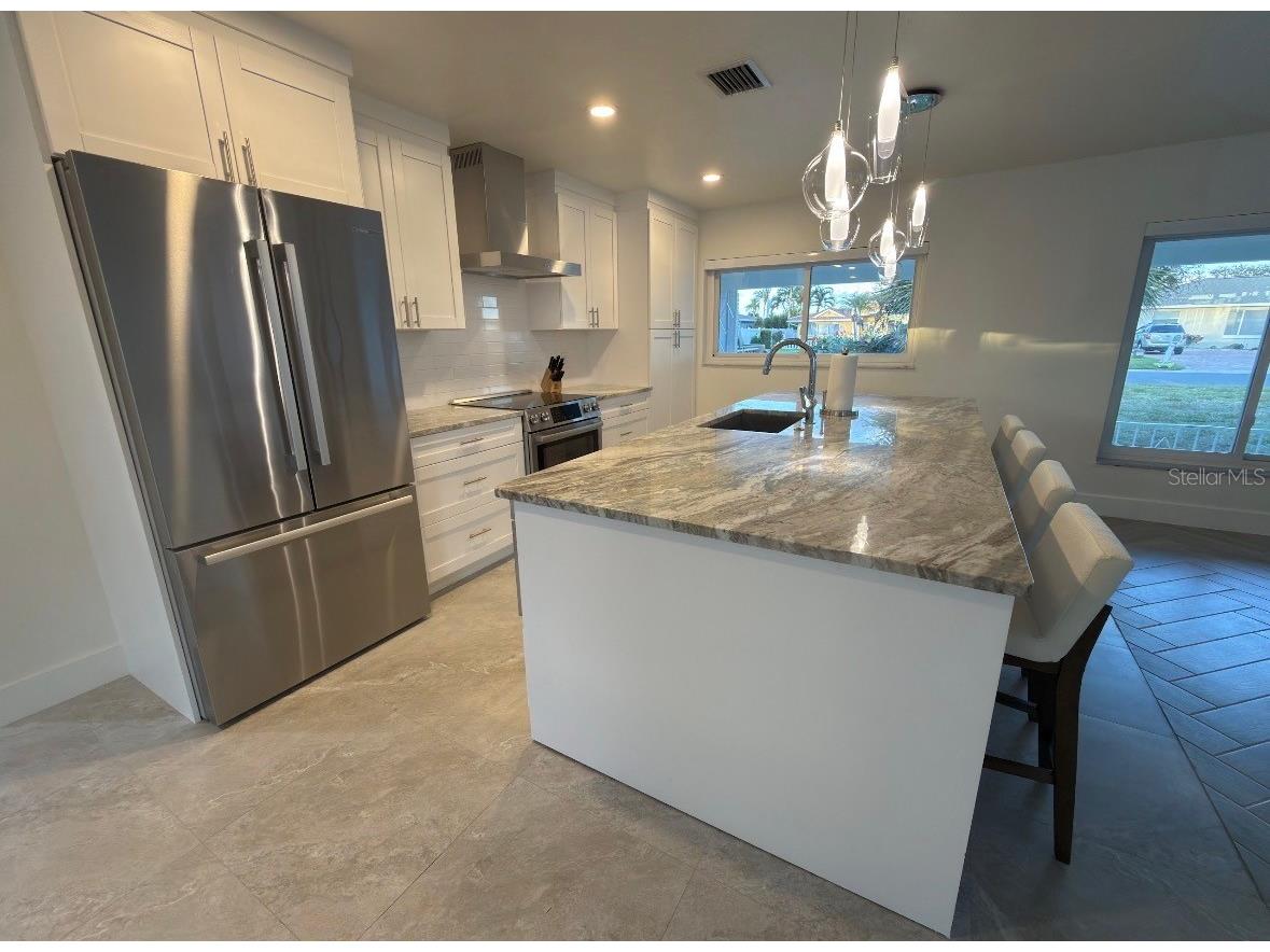 12350 4th Street E Treasure Island FL 33706 TB8477170 image4