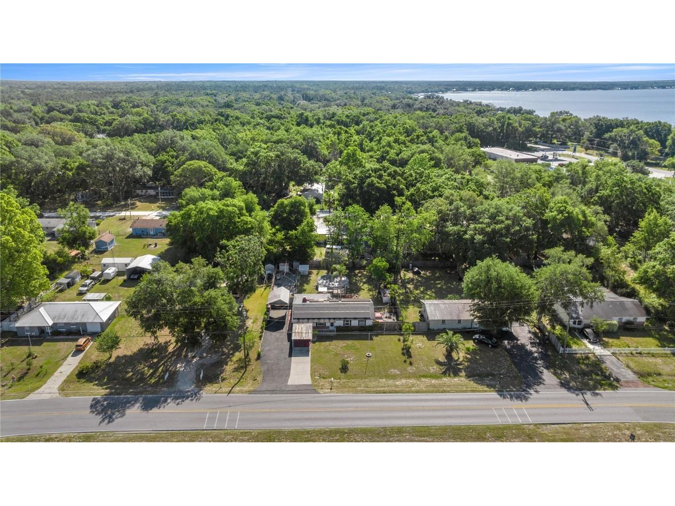 12351 SE Hwy 464 Ocklawaha FL 32179 OM713773 image32