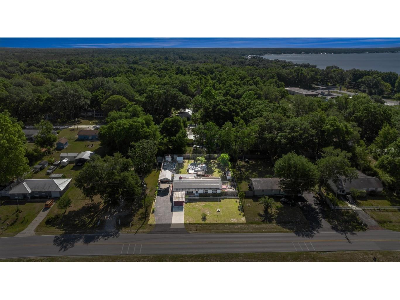 12351 SE Hwy 464 Ocklawaha FL 32179 OM713773 image33