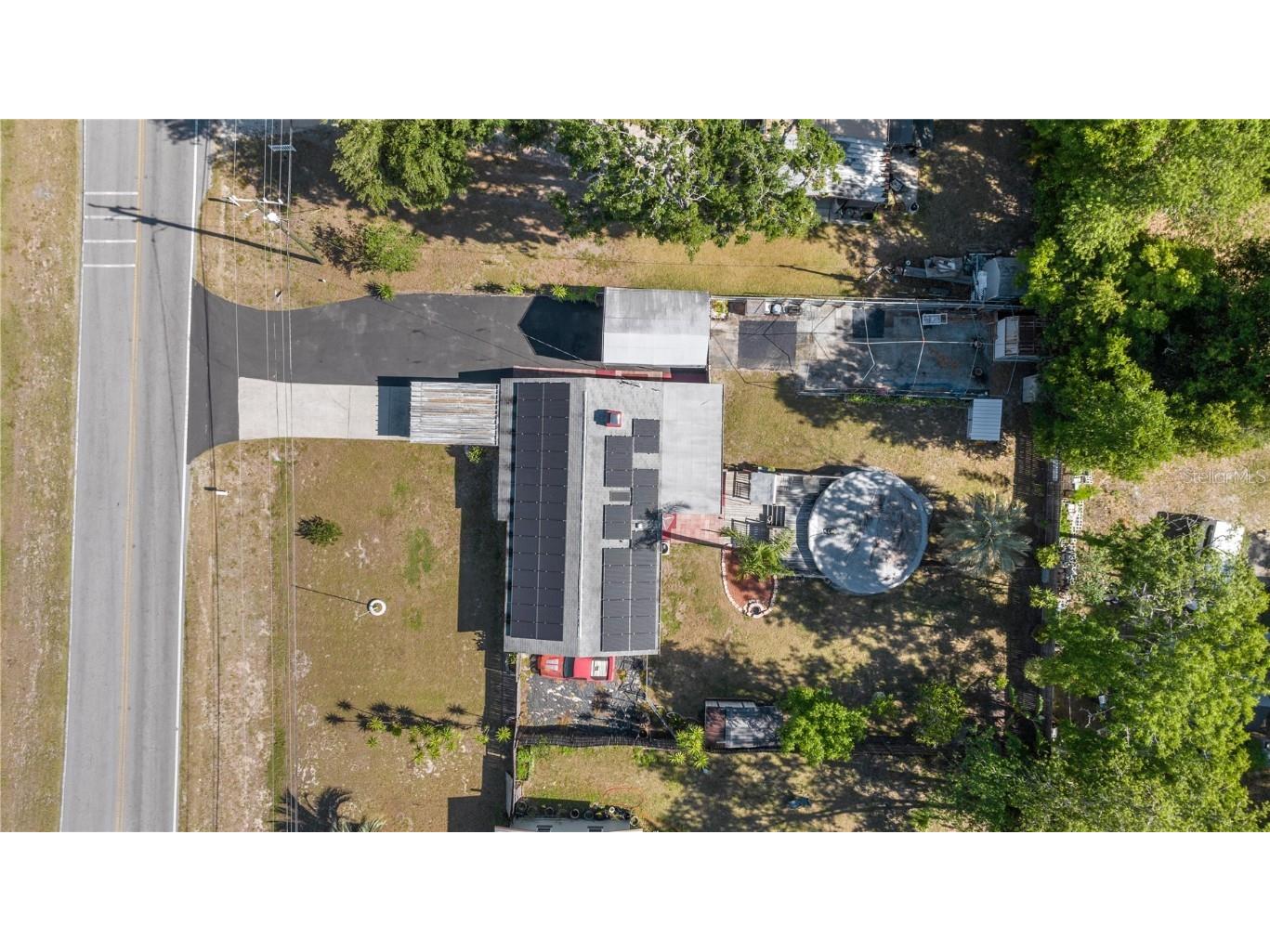 12351 SE Hwy 464 Ocklawaha FL 32179 OM713773 image35