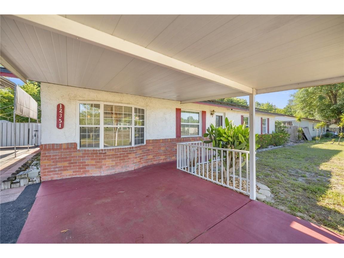 12351 SE Hwy 464 Ocklawaha FL 32179 OM713773 image4