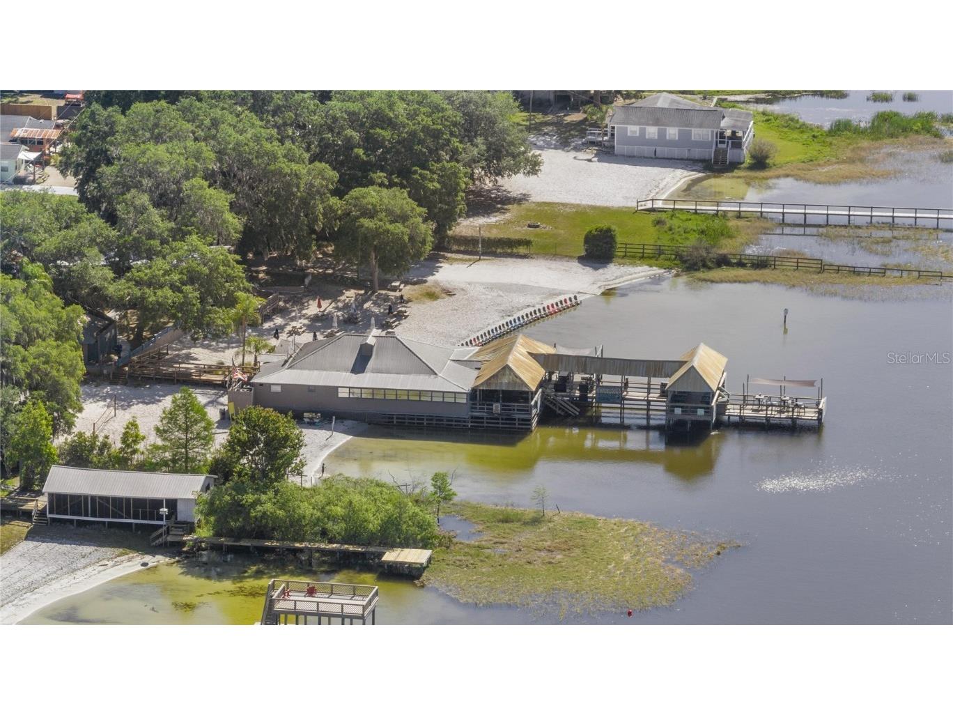 12351 SE Hwy 464 Ocklawaha FL 32179 OM713773 image40