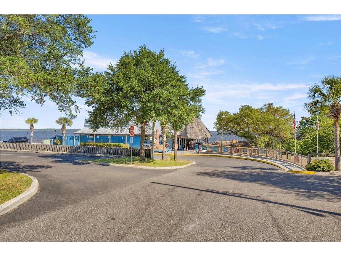 12351 SE Hwy 464 Ocklawaha FL 32179 OM713773 image43