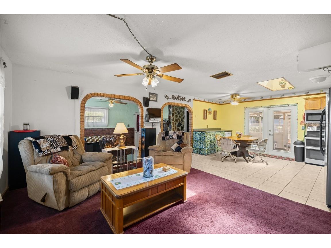 12351 SE Hwy 464 Ocklawaha FL 32179 OM713773 image6