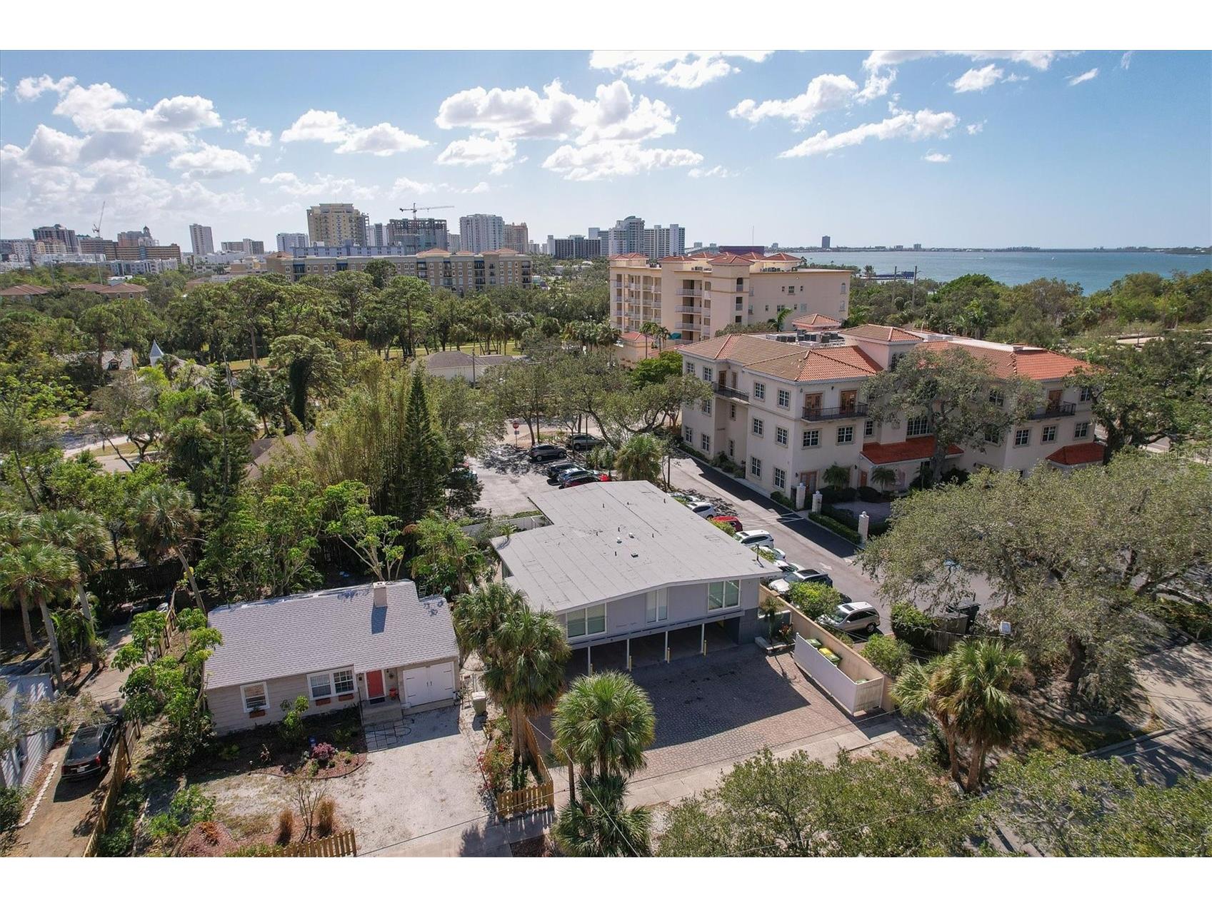 1236 13th Street Sarasota FL 34236 A4680180 image3