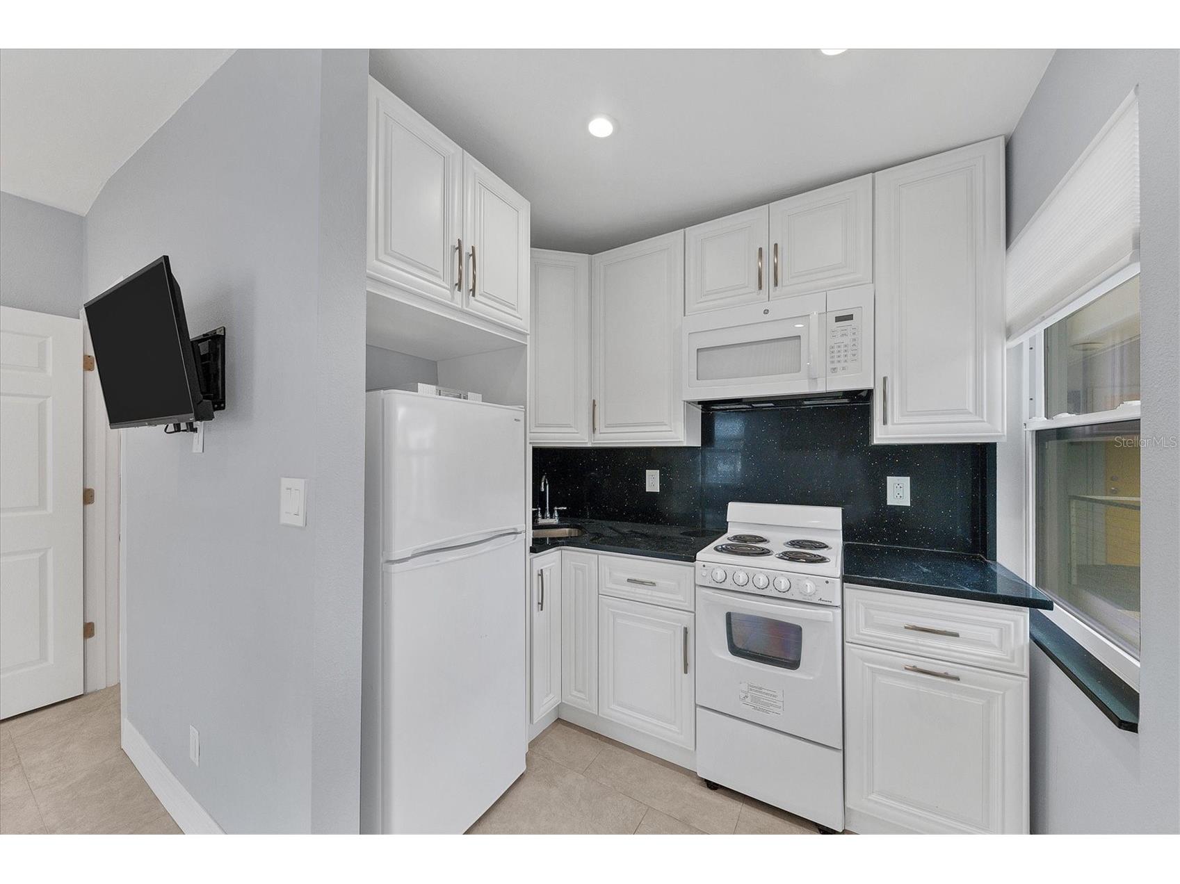 1236 13th Street Sarasota FL 34236 A4680180 image39