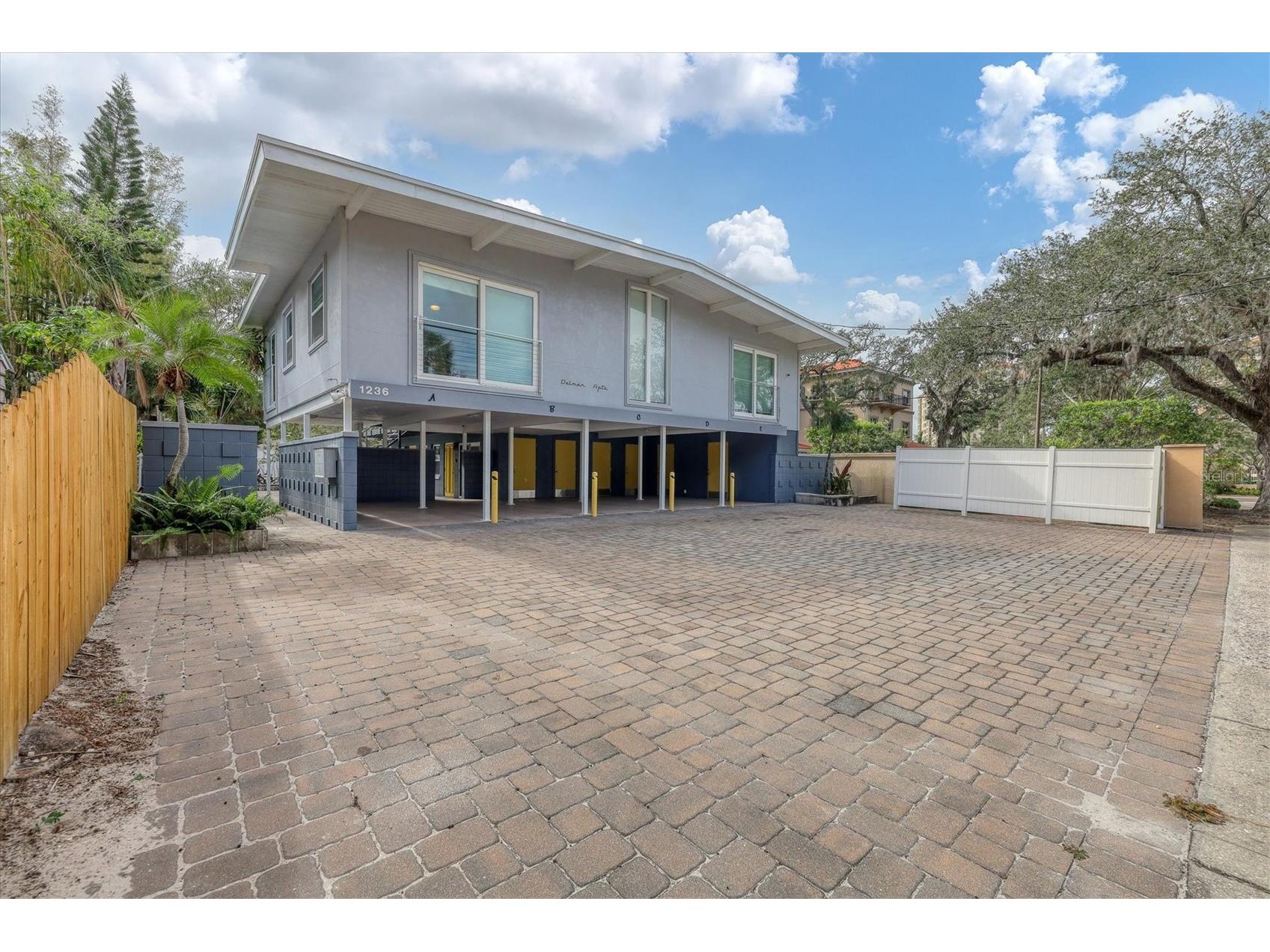 1236 13th Street Sarasota FL 34236 A4680180 image6