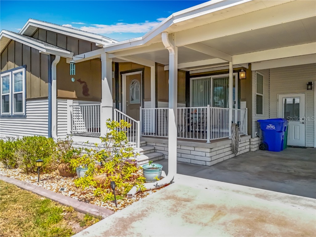 1236 Elkhart Circle Tavares FL 32778 - Lake Frances G5096606 image1