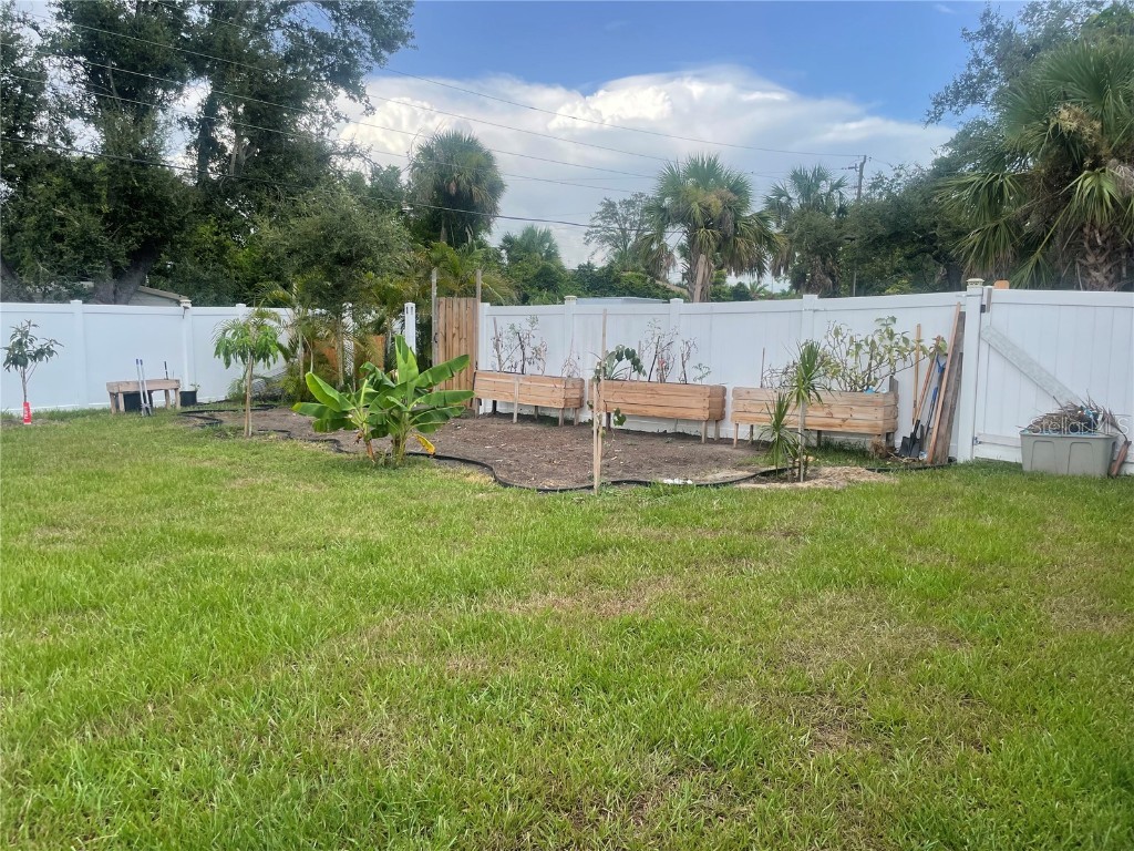 1236 Fleetwood Drive NW Port Charlotte FL 33948 C7518576 image24