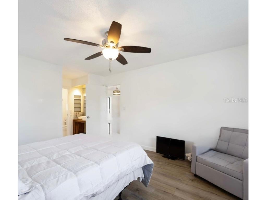 1236 Fleetwood Drive NW Port Charlotte FL 33948 C7518576 image5