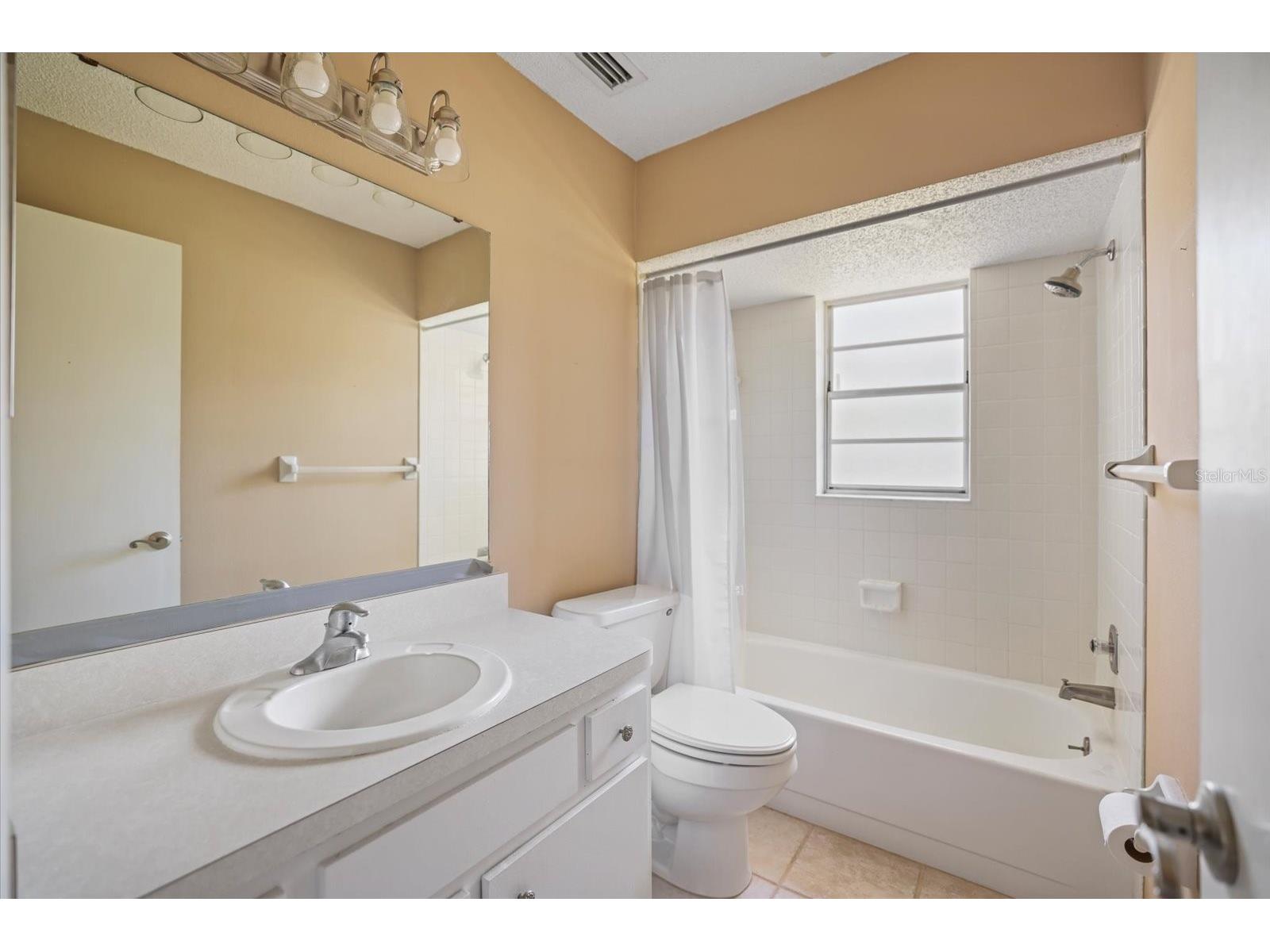 1236 Gayle Ave Nokomis FL 34275 A4698037 image31