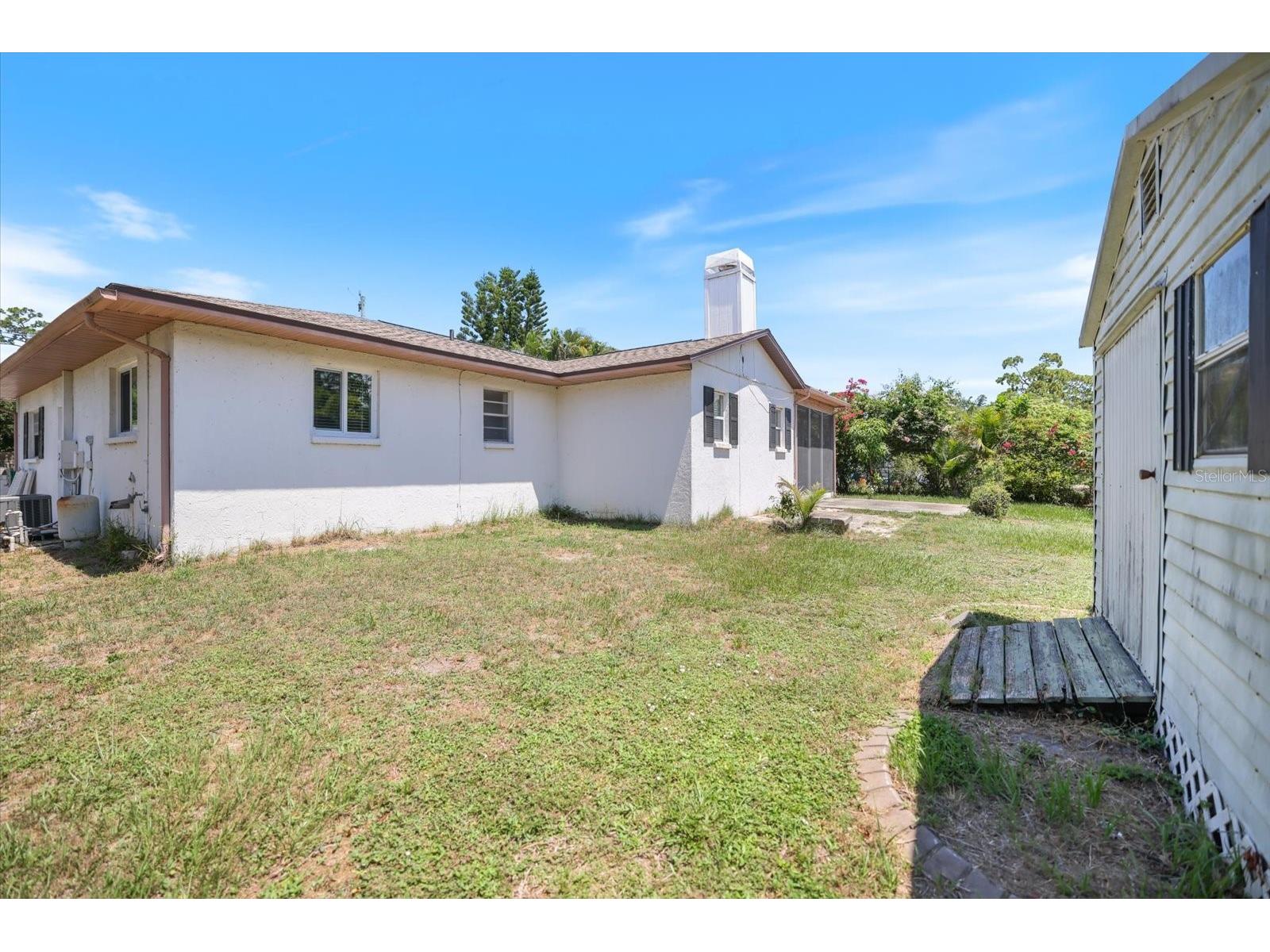 1236 Gayle Ave Nokomis FL 34275 A4698037 image40