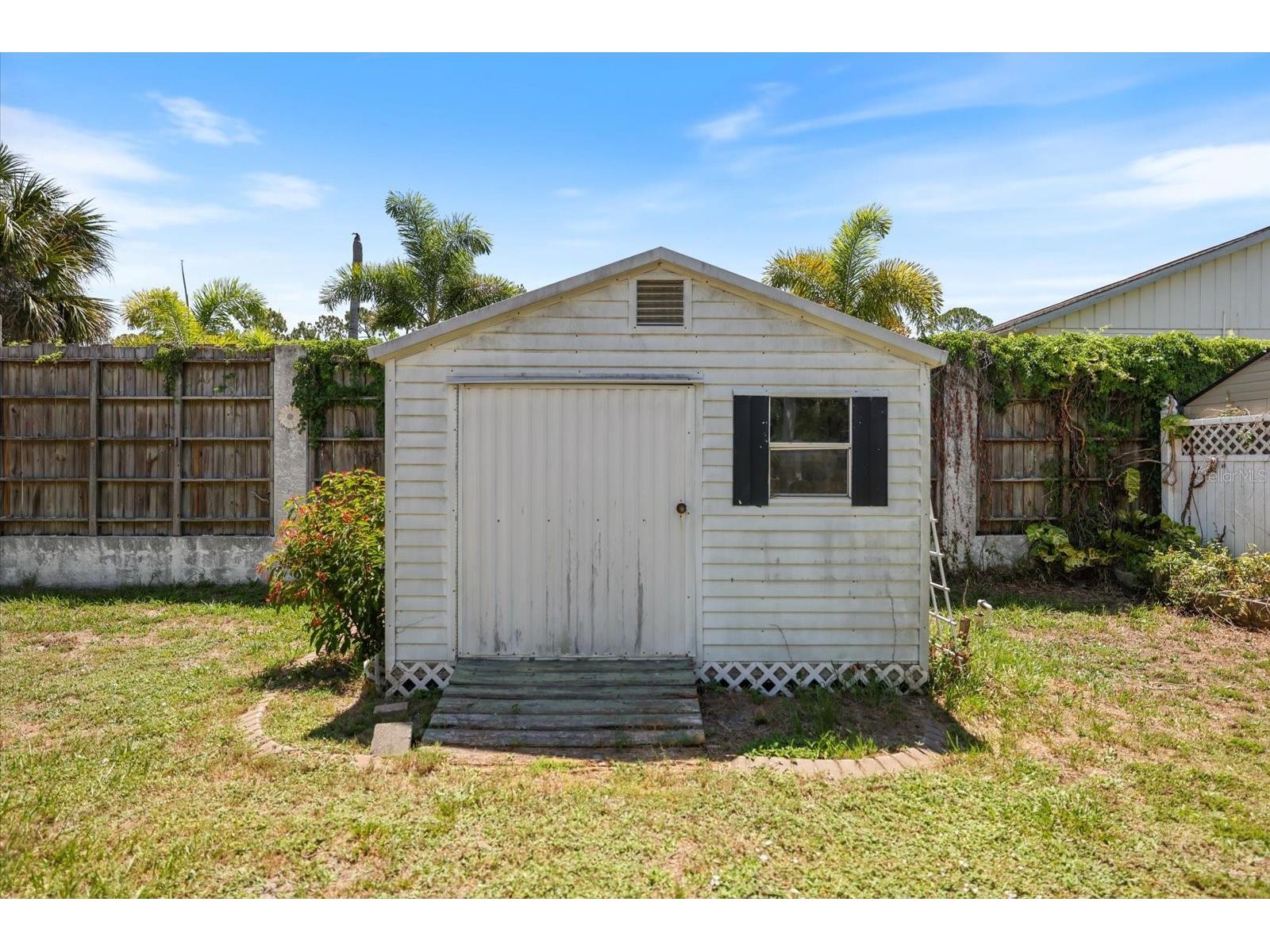 1236 Gayle Ave Nokomis FL 34275 A4698037 image42